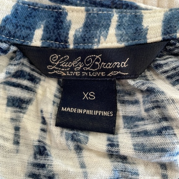 Lucky Brand Blue and White Top - Picture 6 of 6
